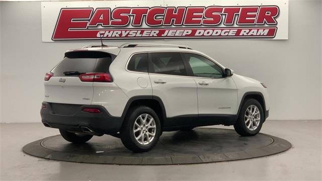 Used Jeep Cherokee Latitude 2017 | Eastchester Motor Cars. Bronx, New York Used Jeep Cherokee Latitude 2017 | Eastchester Motor Cars. Bronx, New York