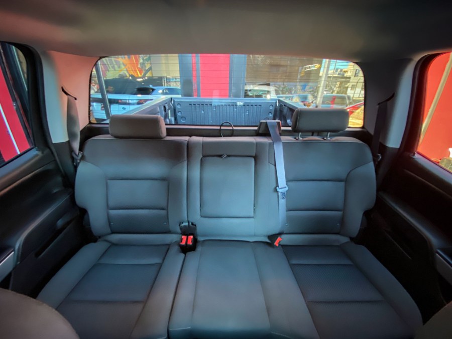 2017 Chevrolet Silverado 1500 4WD Crew Cab 153.0" LT w/1LT, available for sale in Newark, New Jersey | RT Auto Center LLC. Newark, New Jersey 2017 Chevrolet Silverado 1500 4WD Crew Cab 153.0" LT w/1LT, available for sale in Newark, New Jersey | RT Auto Center LLC. Newark, New Jersey