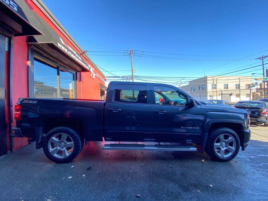 2017 Chevrolet Silverado 1500 4WD Crew Cab 153.0" LT w/1LT, available for sale in Newark, New Jersey | RT Auto Center LLC. Newark, New Jersey 2017 Chevrolet Silverado 1500 4WD Crew Cab 153.0" LT w/1LT, available for sale in Newark, New Jersey | RT Auto Center LLC. Newark, New Jersey