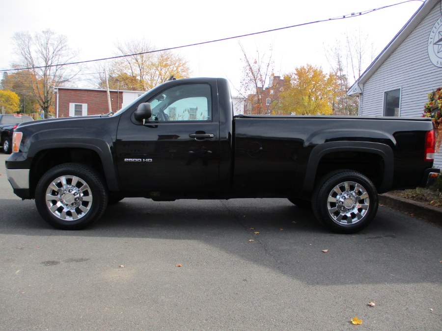 Used GMC Sierra 2500HD 4WD Reg Cab 133.7" Work Truck 2013 | Suffield Auto Sales. Suffield, Connecticut