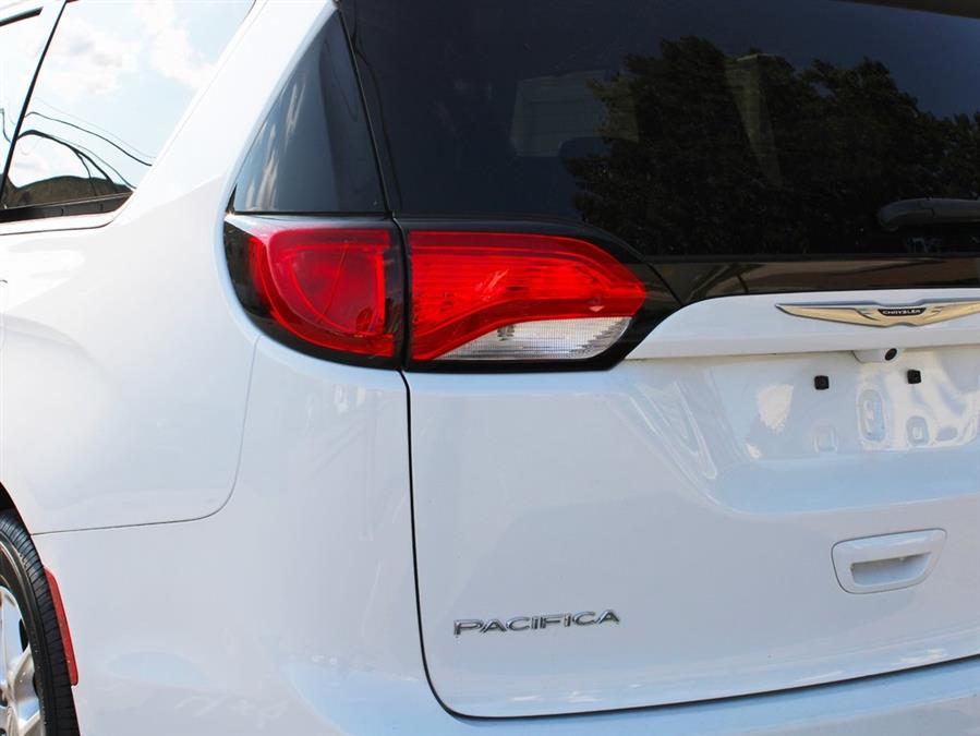 2020 Chrysler Pacifica Touring L, available for sale in Great Neck, New York | Auto Expo Ent Inc.. Great Neck, New York 2020 Chrysler Pacifica Touring L, available for sale in Great Neck, New York | Auto Expo Ent Inc.. Great Neck, New York