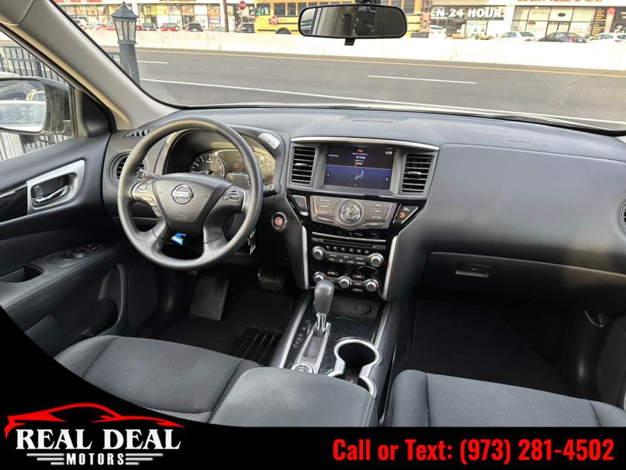 Used Nissan Pathfinder 4x4 S 2017 | Real Deal Motors. Lodi, New Jersey Used Nissan Pathfinder 4x4 S 2017 | Real Deal Motors. Lodi, New Jersey