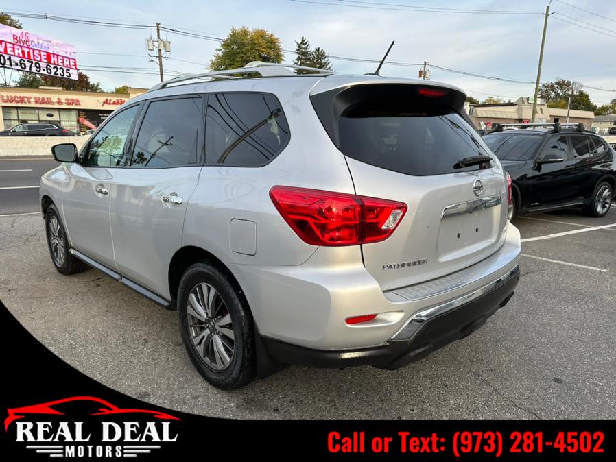 Used Nissan Pathfinder 4x4 S 2017 | Real Deal Motors. Lodi, New Jersey Used Nissan Pathfinder 4x4 S 2017 | Real Deal Motors. Lodi, New Jersey