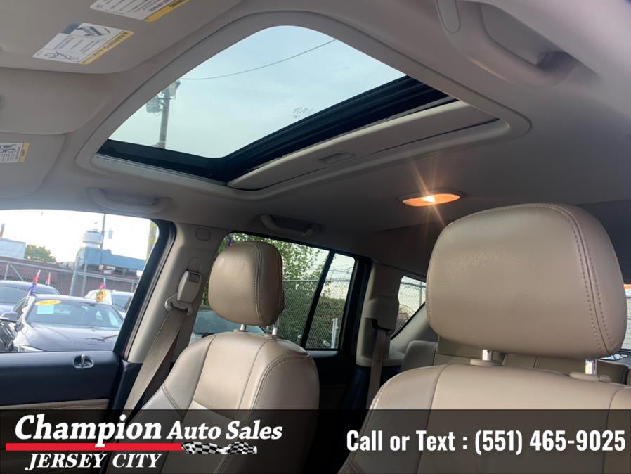 2016 Jeep Compass 4WD 4dr High Altitude Edition, available for sale in Jersey City, New Jersey | Champion Auto Sales of JC. Jersey City, New Jersey 2016 Jeep Compass 4WD 4dr High Altitude Edition, available for sale in Jersey City, New Jersey | Champion Auto Sales of JC. Jersey City, New Jersey