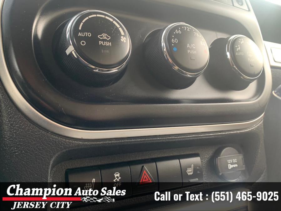 2016 Jeep Compass 4WD 4dr High Altitude Edition, available for sale in Jersey City, New Jersey | Champion Auto Sales of JC. Jersey City, New Jersey 2016 Jeep Compass 4WD 4dr High Altitude Edition, available for sale in Jersey City, New Jersey | Champion Auto Sales of JC. Jersey City, New Jersey