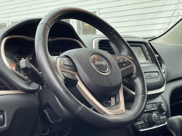 Used Jeep Cherokee Latitude 2016 | Blasius Federal Road. Brookfield, Connecticut Used Jeep Cherokee Latitude 2016 | Blasius Federal Road. Brookfield, Connecticut