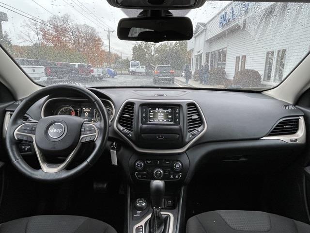 Used Jeep Cherokee Latitude 2016 | Blasius Federal Road. Brookfield, Connecticut Used Jeep Cherokee Latitude 2016 | Blasius Federal Road. Brookfield, Connecticut