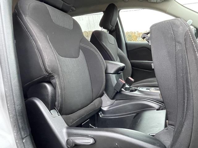 Used Jeep Cherokee Latitude 2016 | Blasius Federal Road. Brookfield, Connecticut Used Jeep Cherokee Latitude 2016 | Blasius Federal Road. Brookfield, Connecticut