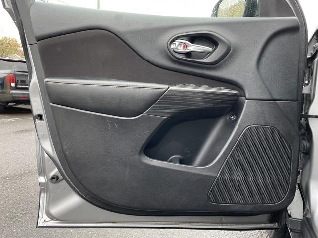 Used Jeep Cherokee Latitude 2016 | Blasius Federal Road. Brookfield, Connecticut Used Jeep Cherokee Latitude 2016 | Blasius Federal Road. Brookfield, Connecticut