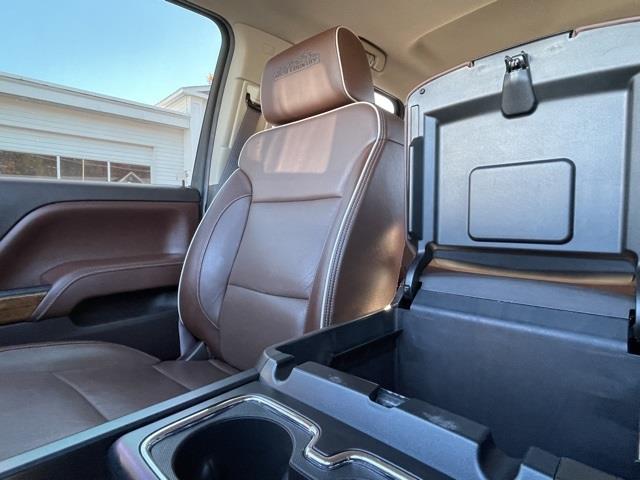 Used Chevrolet Silverado 3500hd High Country 2017 | Blasius Federal Road. Brookfield, Connecticut Used Chevrolet Silverado 3500hd High Country 2017 | Blasius Federal Road. Brookfield, Connecticut