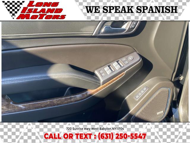 Used Chevrolet Suburban 4WD 4dr 1500 LT 2018 | Long Island Motors. West Babylon, New York Used Chevrolet Suburban 4WD 4dr 1500 LT 2018 | Long Island Motors. West Babylon, New York