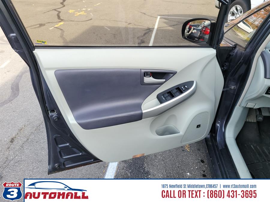2010 Toyota Prius 5dr HB IV (Natl), available for sale in Middletown, Connecticut | RT 3 AUTO MALL LLC. Middletown, Connecticut 2010 Toyota Prius 5dr HB IV (Natl), available for sale in Middletown, Connecticut | RT 3 AUTO MALL LLC. Middletown, Connecticut