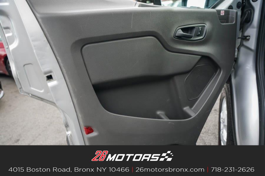 Used Ford Transit Passenger Wagon T-350 148" Low Roof XLT RWD 2020 | 26 Motors Bronx. Bronx, New York Used Ford Transit Passenger Wagon T-350 148" Low Roof XLT RWD 2020 | 26 Motors Bronx. Bronx, New York