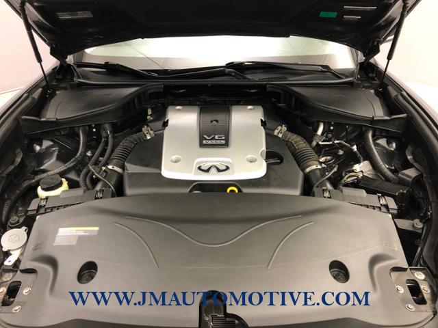 2015 Infiniti Q70 4dr Sdn V6 AWD, available for sale in Naugatuck, Connecticut | J&M Automotive Sls&Svc LLC. Naugatuck, Connecticut 2015 Infiniti Q70 4dr Sdn V6 AWD, available for sale in Naugatuck, Connecticut | J&M Automotive Sls&Svc LLC. Naugatuck, Connecticut