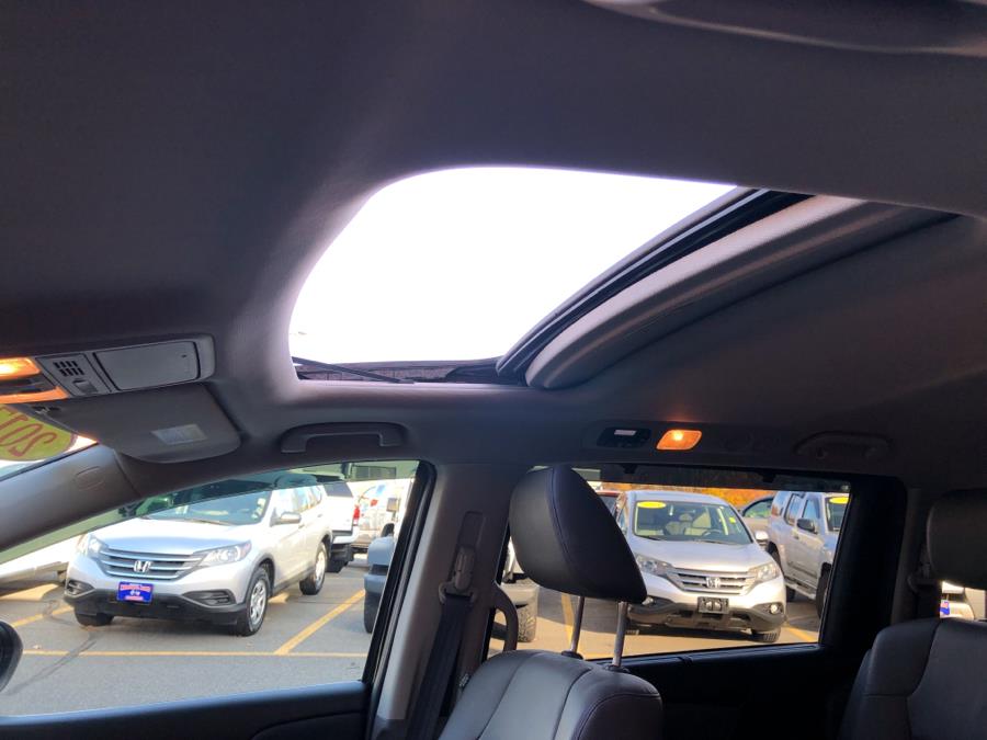 2017 Honda Odyssey EX-L Auto, available for sale in Waterbury, Connecticut | National Auto Brokers, Inc.. Waterbury, Connecticut 2017 Honda Odyssey EX-L Auto, available for sale in Waterbury, Connecticut | National Auto Brokers, Inc.. Waterbury, Connecticut