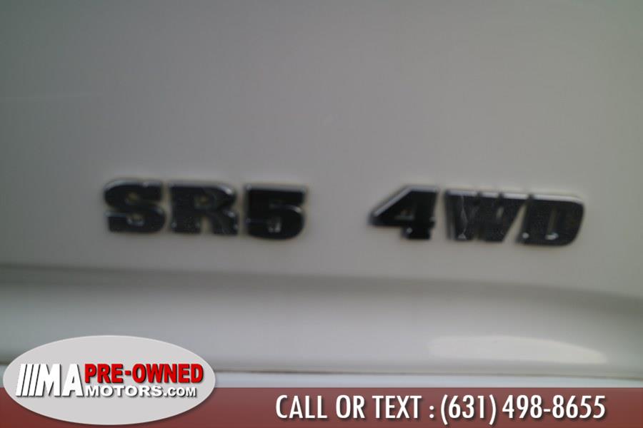 2004 Toyota 4Runner 4dr SR5 V8 Auto 4WD, available for sale in Huntington Station, New York | M & A Motors. Huntington Station, New York 2004 Toyota 4Runner 4dr SR5 V8 Auto 4WD, available for sale in Huntington Station, New York | M & A Motors. Huntington Station, New York