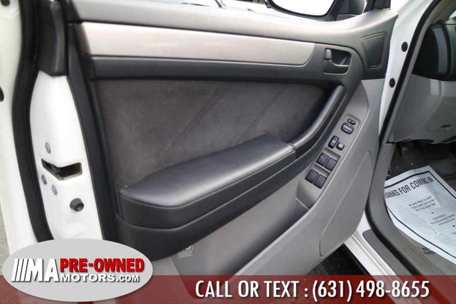 2004 Toyota 4Runner 4dr SR5 V8 Auto 4WD, available for sale in Huntington Station, New York | M & A Motors. Huntington Station, New York 2004 Toyota 4Runner 4dr SR5 V8 Auto 4WD, available for sale in Huntington Station, New York | M & A Motors. Huntington Station, New York