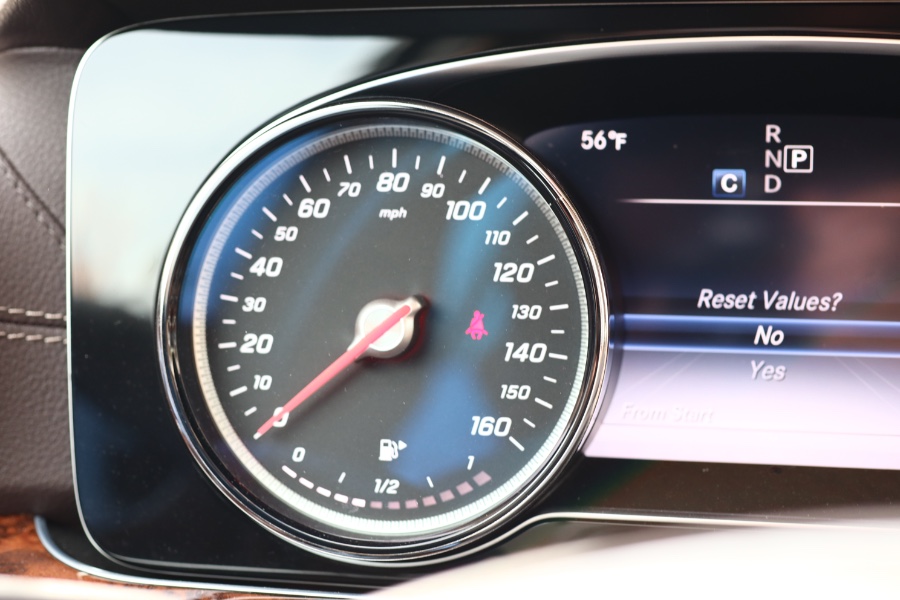 Used Mercedes-Benz E-Class E 300 4MATIC Sedan 2018 | Hillside Auto Mall Inc.. Jamaica, New York Used Mercedes-Benz E-Class E 300 4MATIC Sedan 2018 | Hillside Auto Mall Inc.. Jamaica, New York