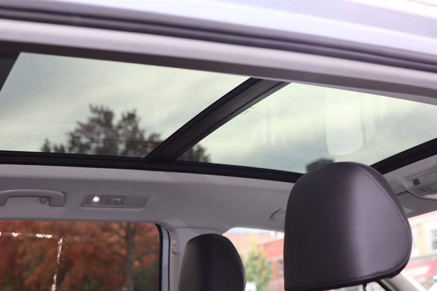 Used Volkswagen Tiguan 2.0T SEL Premium 4MOTION 2018 | Hillside Auto Mall Inc.. Jamaica, New York Used Volkswagen Tiguan 2.0T SEL Premium 4MOTION 2018 | Hillside Auto Mall Inc.. Jamaica, New York