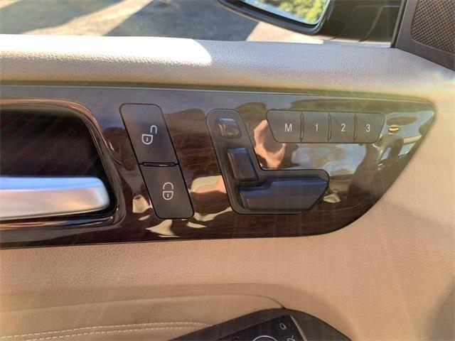 2014 Mercedes-benz M-class ML 350, available for sale in Stratford, Connecticut | Wiz Leasing Inc. Stratford, Connecticut 2014 Mercedes-benz M-class ML 350, available for sale in Stratford, Connecticut | Wiz Leasing Inc. Stratford, Connecticut