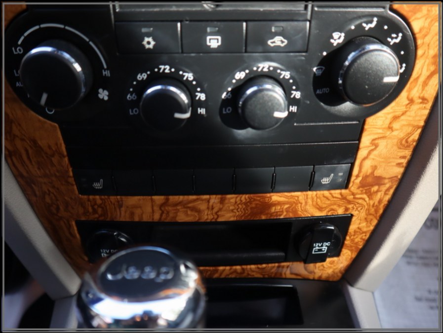 2009 Jeep Grand Cherokee 4WD 4dr Limited, available for sale in Huntington Station, New York | My Auto Inc.. Huntington Station, New York 2009 Jeep Grand Cherokee 4WD 4dr Limited, available for sale in Huntington Station, New York | My Auto Inc.. Huntington Station, New York