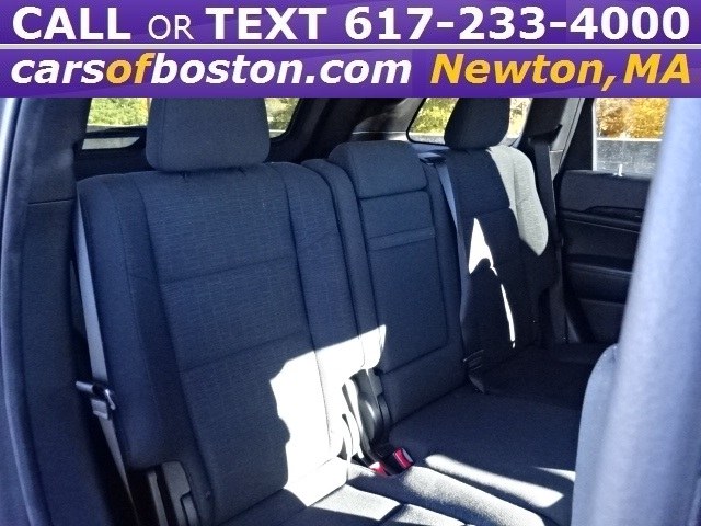 Used Jeep Grand Cherokee 4WD 4dr Laredo 2012 | Motorcars of Boston. Newton, Massachusetts Used Jeep Grand Cherokee 4WD 4dr Laredo 2012 | Motorcars of Boston. Newton, Massachusetts