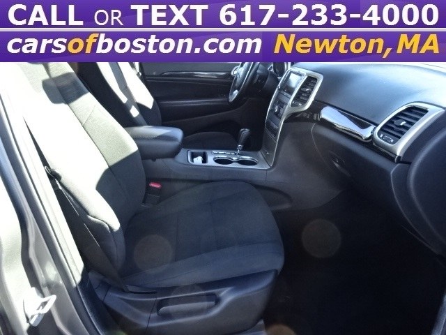 Used Jeep Grand Cherokee 4WD 4dr Laredo 2012 | Motorcars of Boston. Newton, Massachusetts Used Jeep Grand Cherokee 4WD 4dr Laredo 2012 | Motorcars of Boston. Newton, Massachusetts