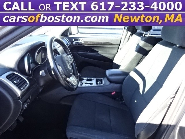 Used Jeep Grand Cherokee 4WD 4dr Laredo 2012 | Motorcars of Boston. Newton, Massachusetts Used Jeep Grand Cherokee 4WD 4dr Laredo 2012 | Motorcars of Boston. Newton, Massachusetts