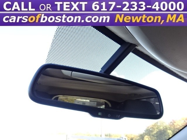 Used Jeep Grand Cherokee 4WD 4dr Laredo 2012 | Motorcars of Boston. Newton, Massachusetts Used Jeep Grand Cherokee 4WD 4dr Laredo 2012 | Motorcars of Boston. Newton, Massachusetts