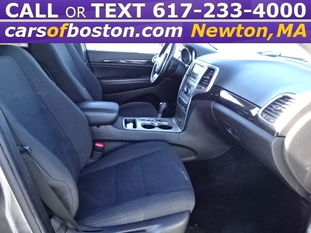 Used Jeep Grand Cherokee 4WD 4dr Laredo 2012 | Motorcars of Boston. Newton, Massachusetts Used Jeep Grand Cherokee 4WD 4dr Laredo 2012 | Motorcars of Boston. Newton, Massachusetts