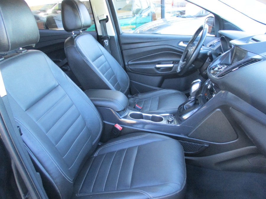 2015 Ford Escape FWD 4dr Titanium, available for sale in West Babylon, New York | New Gen Auto Group. West Babylon, New York 2015 Ford Escape FWD 4dr Titanium, available for sale in West Babylon, New York | New Gen Auto Group. West Babylon, New York