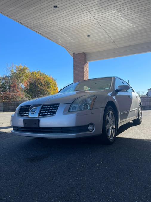 2005 Nissan Maxima 4dr Sdn V6 Auto 3.5 SE, available for sale in New Britain, Connecticut | Supreme Automotive. New Britain, Connecticut 2005 Nissan Maxima 4dr Sdn V6 Auto 3.5 SE, available for sale in New Britain, Connecticut | Supreme Automotive. New Britain, Connecticut