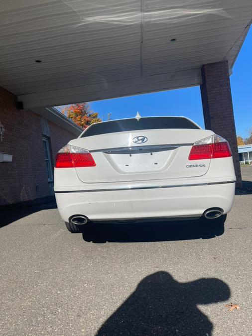 2009 Hyundai Genesis 4dr Sdn 3.8L V6, available for sale in New Britain, Connecticut | Supreme Automotive. New Britain, Connecticut 2009 Hyundai Genesis 4dr Sdn 3.8L V6, available for sale in New Britain, Connecticut | Supreme Automotive. New Britain, Connecticut