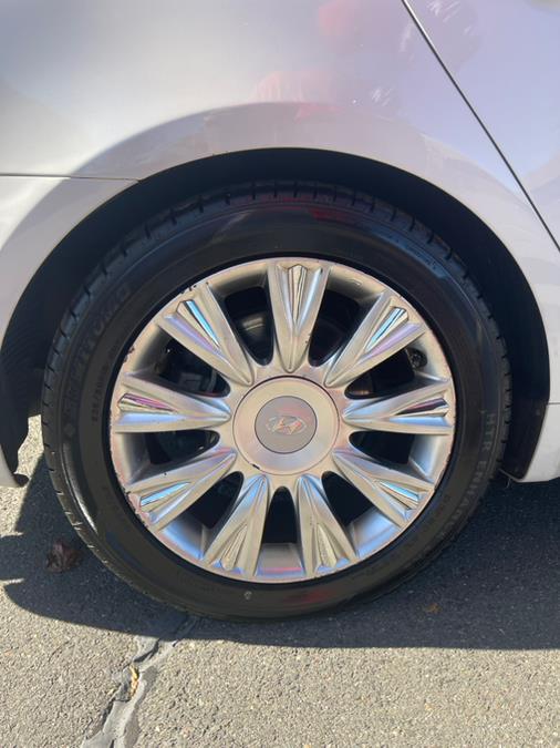 2009 Hyundai Genesis 4dr Sdn 3.8L V6, available for sale in New Britain, Connecticut | Supreme Automotive. New Britain, Connecticut 2009 Hyundai Genesis 4dr Sdn 3.8L V6, available for sale in New Britain, Connecticut | Supreme Automotive. New Britain, Connecticut