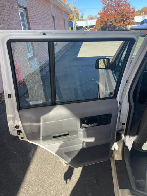 Used Jeep Cherokee 4dr Sport 4WD 1996 | Supreme Automotive. New Britain, Connecticut Used Jeep Cherokee 4dr Sport 4WD 1996 | Supreme Automotive. New Britain, Connecticut