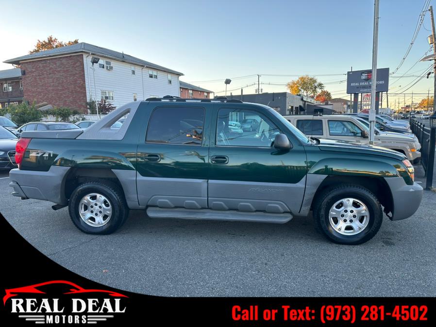 Used Chevrolet Avalanche 1500 5dr Crew Cab 130" WB 4WD 2002 | Real Deal Motors. Lodi, New Jersey Used Chevrolet Avalanche 1500 5dr Crew Cab 130" WB 4WD 2002 | Real Deal Motors. Lodi, New Jersey