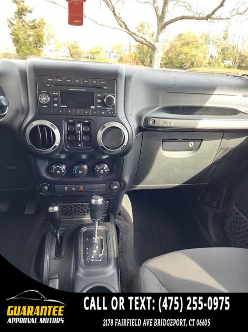 2016 Jeep Wrangler Unlimited Sport S 4x4 4dr SUV, available for sale in Bridgeport, Connecticut | Guarantee Approval Motors. Bridgeport, Connecticut 2016 Jeep Wrangler Unlimited Sport S 4x4 4dr SUV, available for sale in Bridgeport, Connecticut | Guarantee Approval Motors. Bridgeport, Connecticut
