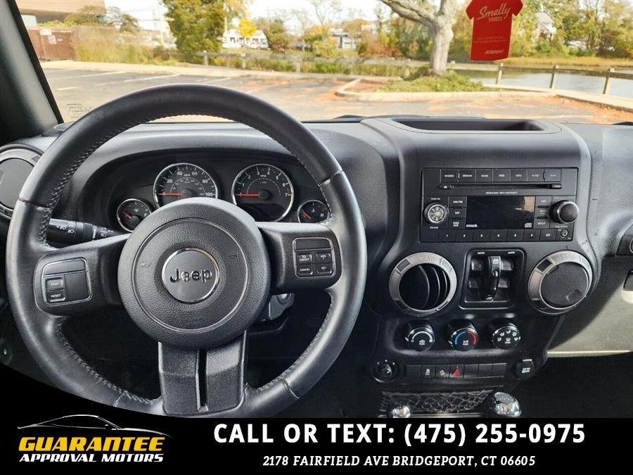 2016 Jeep Wrangler Unlimited Sport S 4x4 4dr SUV, available for sale in Bridgeport, Connecticut | Guarantee Approval Motors. Bridgeport, Connecticut 2016 Jeep Wrangler Unlimited Sport S 4x4 4dr SUV, available for sale in Bridgeport, Connecticut | Guarantee Approval Motors. Bridgeport, Connecticut