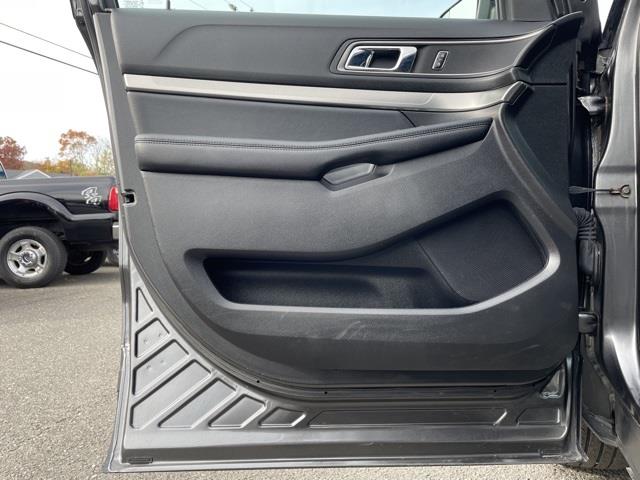Used Ford Explorer XLT 2018 | Blasius Federal Road. Brookfield, Connecticut Used Ford Explorer XLT 2018 | Blasius Federal Road. Brookfield, Connecticut
