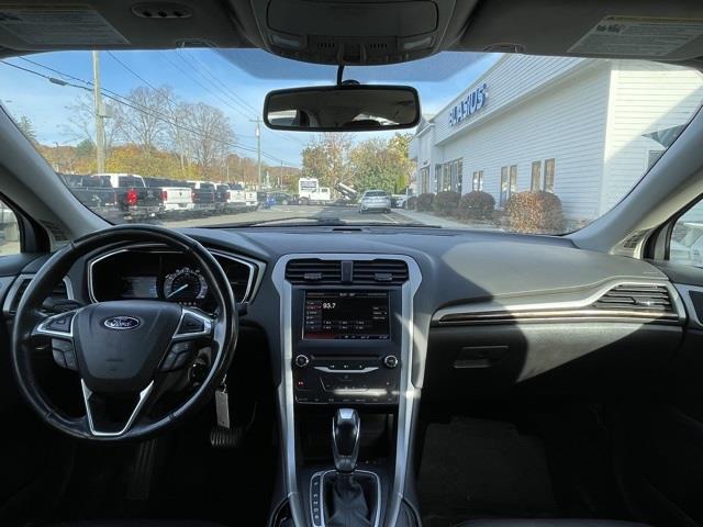 Used Ford Fusion SE 2014 | Blasius Federal Road. Brookfield, Connecticut Used Ford Fusion SE 2014 | Blasius Federal Road. Brookfield, Connecticut
