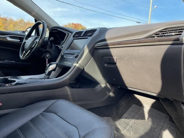 Used Ford Fusion SE 2014 | Blasius Federal Road. Brookfield, Connecticut Used Ford Fusion SE 2014 | Blasius Federal Road. Brookfield, Connecticut