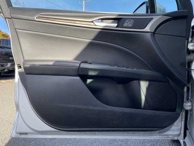 Used Ford Fusion SE 2014 | Blasius Federal Road. Brookfield, Connecticut Used Ford Fusion SE 2014 | Blasius Federal Road. Brookfield, Connecticut
