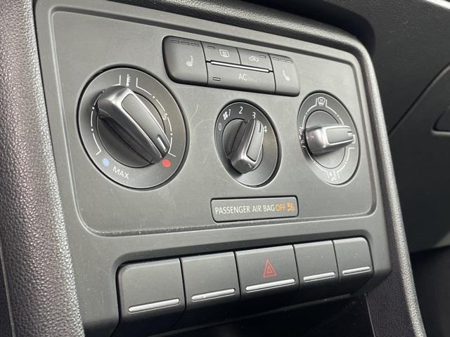 Used Volkswagen Beetle 2.0 TSi 2012 | Blasius Federal Road. Brookfield, Connecticut Used Volkswagen Beetle 2.0 TSi 2012 | Blasius Federal Road. Brookfield, Connecticut