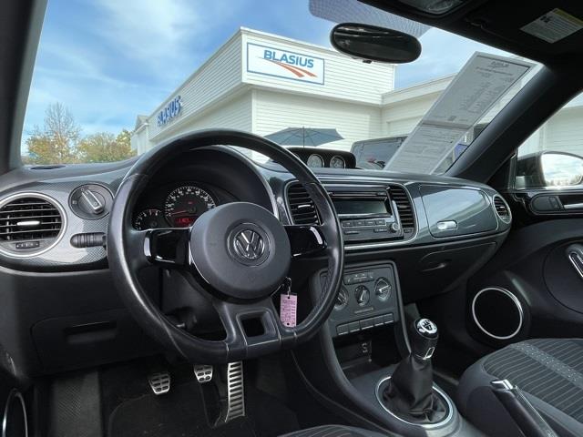 Used Volkswagen Beetle 2.0 TSi 2012 | Blasius Federal Road. Brookfield, Connecticut Used Volkswagen Beetle 2.0 TSi 2012 | Blasius Federal Road. Brookfield, Connecticut