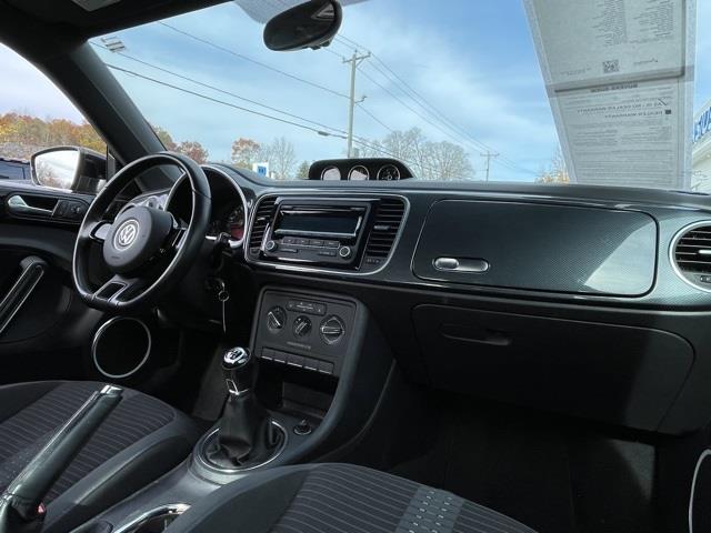 Used Volkswagen Beetle 2.0 TSi 2012 | Blasius Federal Road. Brookfield, Connecticut Used Volkswagen Beetle 2.0 TSi 2012 | Blasius Federal Road. Brookfield, Connecticut