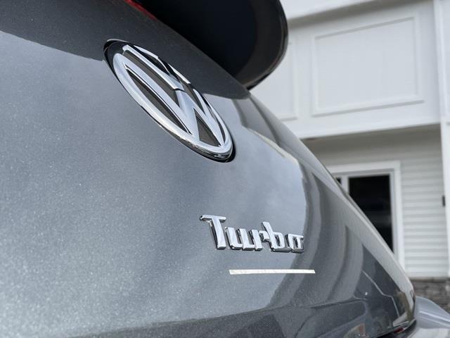 Used Volkswagen Beetle 2.0 TSi 2012 | Blasius Federal Road. Brookfield, Connecticut Used Volkswagen Beetle 2.0 TSi 2012 | Blasius Federal Road. Brookfield, Connecticut