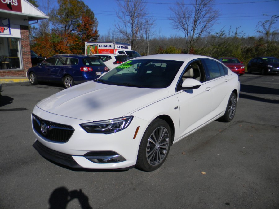Used Buick Regal Sportback 4dr Sdn Essence FWD 2019 | M&M Vehicles Inc dba Central Motors. Southborough, Massachusetts Used Buick Regal Sportback 4dr Sdn Essence FWD 2019 | M&M Vehicles Inc dba Central Motors. Southborough, Massachusetts