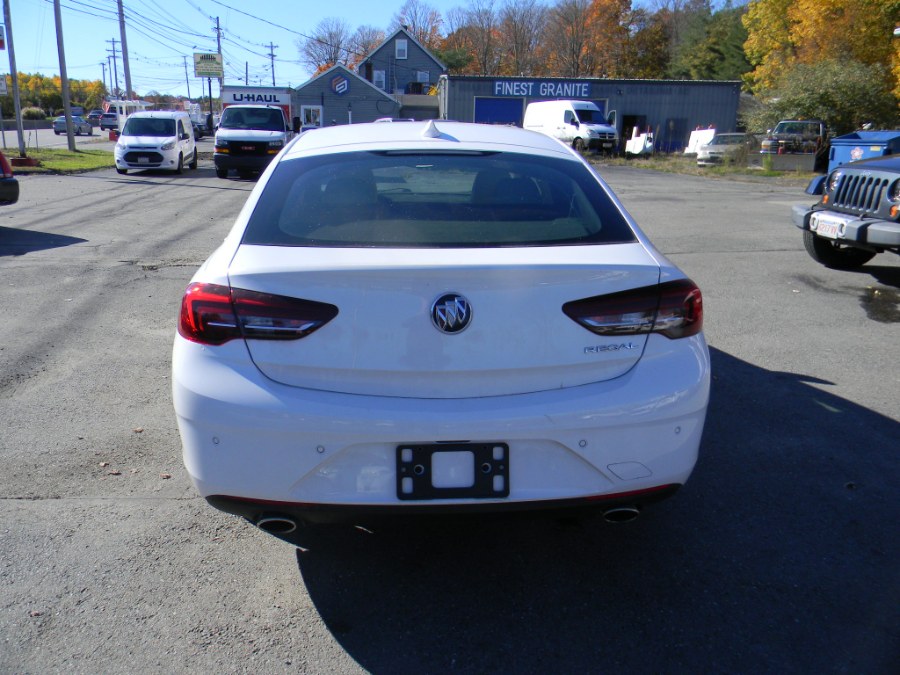 Used Buick Regal Sportback 4dr Sdn Essence FWD 2019 | M&M Vehicles Inc dba Central Motors. Southborough, Massachusetts Used Buick Regal Sportback 4dr Sdn Essence FWD 2019 | M&M Vehicles Inc dba Central Motors. Southborough, Massachusetts