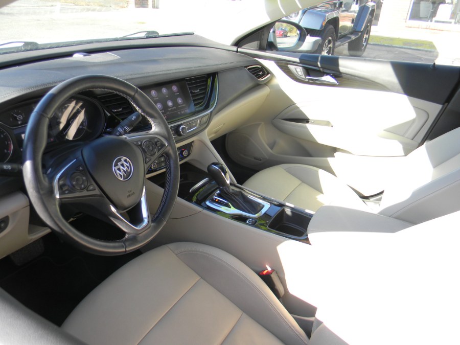 Used Buick Regal Sportback 4dr Sdn Essence FWD 2019 | M&M Vehicles Inc dba Central Motors. Southborough, Massachusetts Used Buick Regal Sportback 4dr Sdn Essence FWD 2019 | M&M Vehicles Inc dba Central Motors. Southborough, Massachusetts