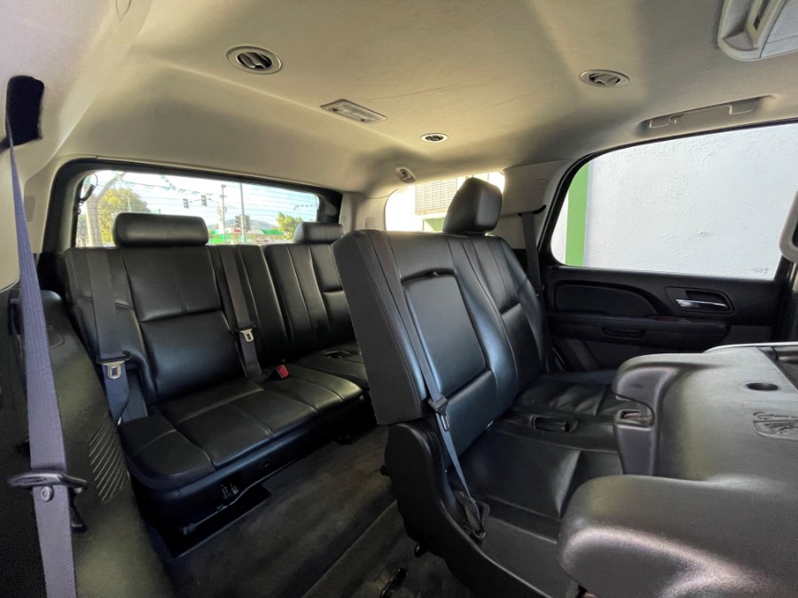 2013 Chevrolet Tahoe 2WD 4dr 1500 LT, available for sale in Corona, California | Green Light Auto. Corona, California 2013 Chevrolet Tahoe 2WD 4dr 1500 LT, available for sale in Corona, California | Green Light Auto. Corona, California
